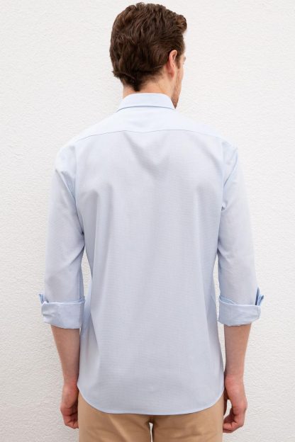 پیراهن آستین بلند یقه برگردان آبی روشن مردانه