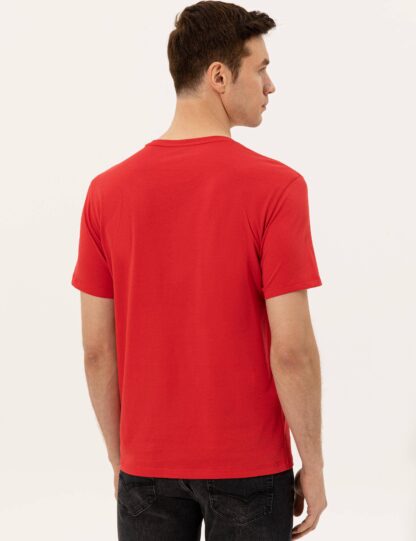 تی شرت یقه گرد مردانه قرمز کاشارل