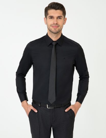 پیراهن آستین بلند مردانه یقه کلاسیک ساده جذب سیاه پیرکاردین