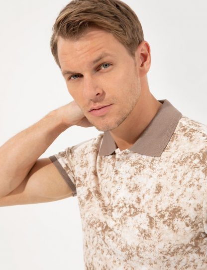 تی شرت مردانه آستین کوتاه یقه پولو طرحدار مدل جذب سموری پیرکاردین
