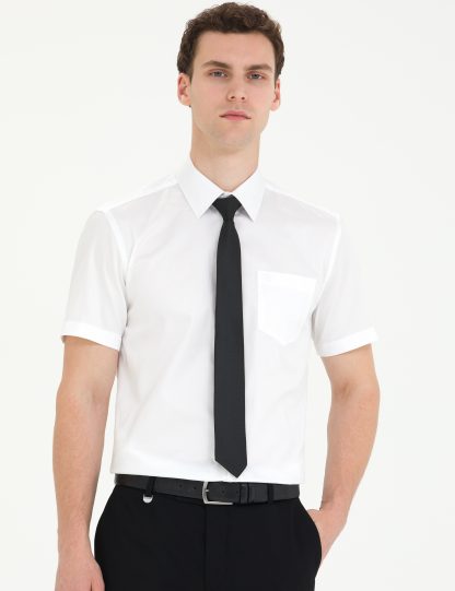 پیراهن آستین کوتاه مردانه یقه برگردان تک جیب سفید پیرکاردین