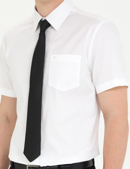 پیراهن آستین کوتاه مردانه یقه برگردان تک جیب سفید پیرکاردین