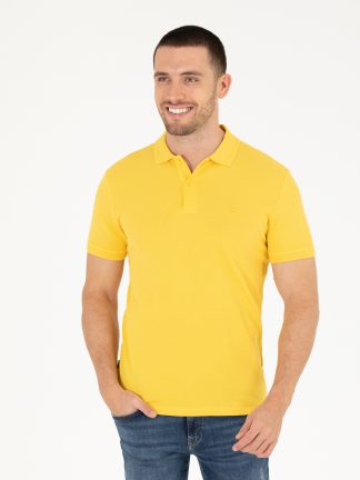تی شرت مردانه یقه پولو ساده مدل جذب زرد پیرکاردین