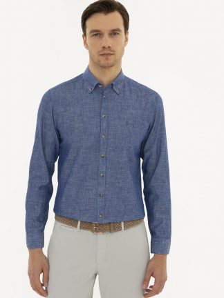 پیراهن آستین بلند مردانه یقه دکمه دار جیبدار ساده آبی نیلی کاشارل