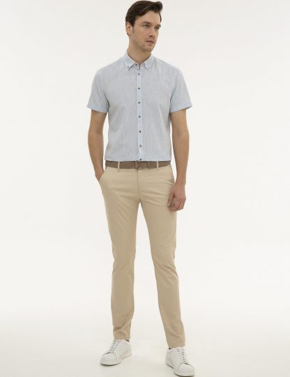پیراهن آستین کوتاه مردانه یقه دکمه دار جذب آبی روشن کاشارل