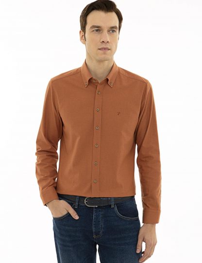 پیراهن آستین بلند مردانه یقه دکمه دار بژ کاشارل