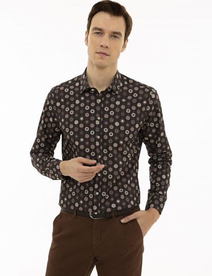 پیراهن آستین بلند مردانه یقه کلاسیک خاکی کاشارل