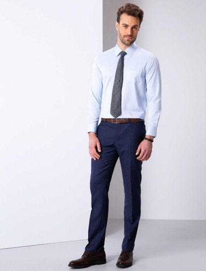پیراهن آستین بلند مردانه با تن خوری معمولی آبی روشن پیرکاردین