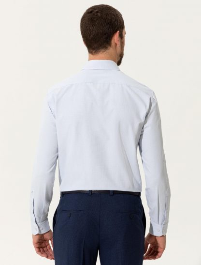 پیراهن آستین بلند مردانه یقه کلاسیک طرحدار جذب آبی روشن پیرکاردین