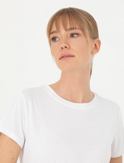 تی شرت زنانه معمولی سفید پیرکاردین