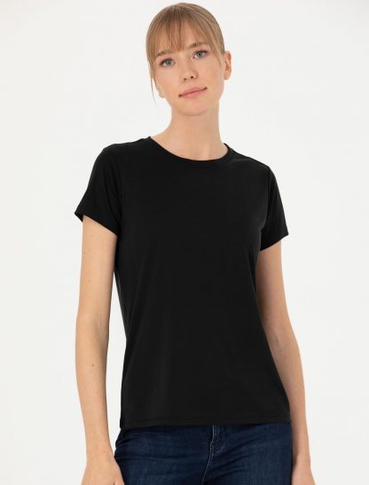 تی شرت زنانه معمولی سیاه پیرکاردین