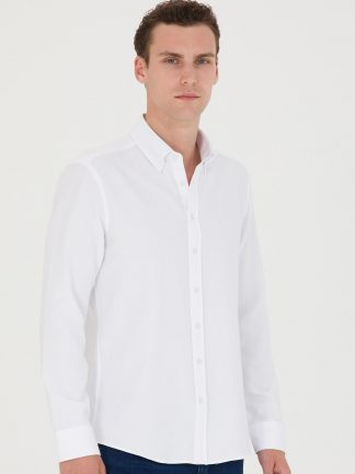 پیراهن آستین بلند مردانه یقه کلاسیک طرح ساده جذب سفید پیرکاردین