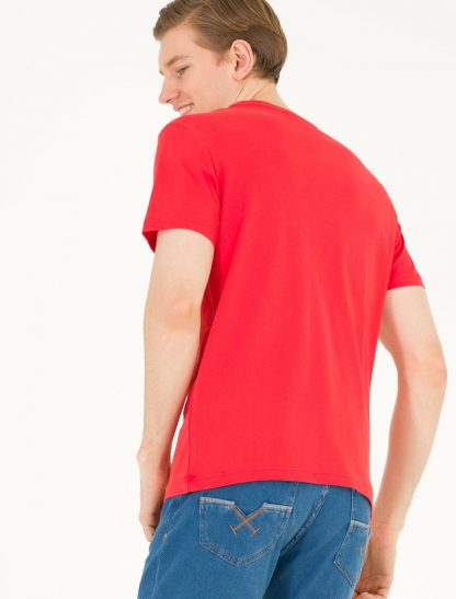 تی شرت مردانه آستین کوتاه یقه گرد طرحدار قرمز یو اس پولو
