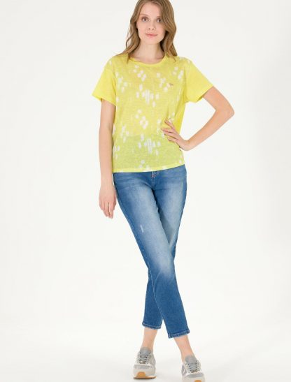 تی شرت زنانه یقه گرد آستین کوتاه طرحدار راحت زرد یو اس پولو
