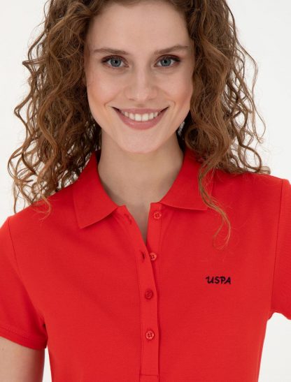 تی شرت زنانه جذب قرمز یو اس پولو