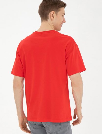 تی شرت مردانه راحت قرمز یو اس پولو