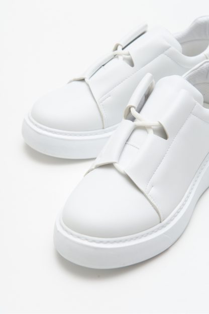 کفش کتانی زنانه سفید لووی شوز 17-405