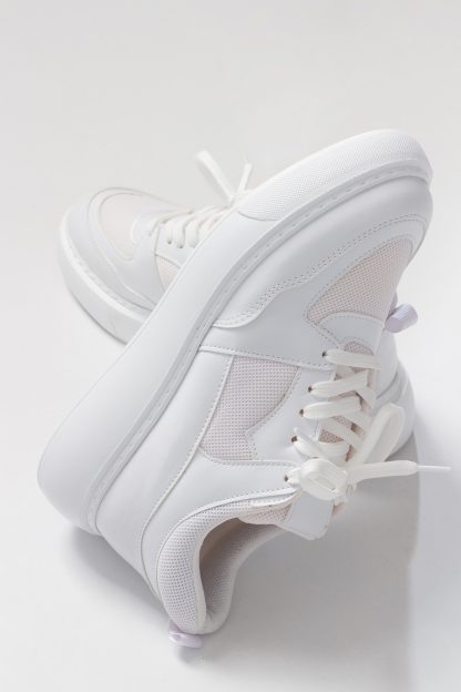 کفش کتانی زنانه سفید لووی شوز 1-364K401