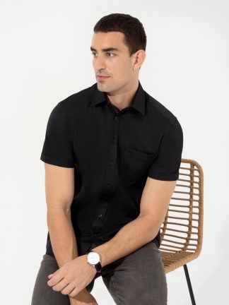 پیراهن آستین کوتاه مردانه یقه برگردان جیبدار سیاه پیرکاردین