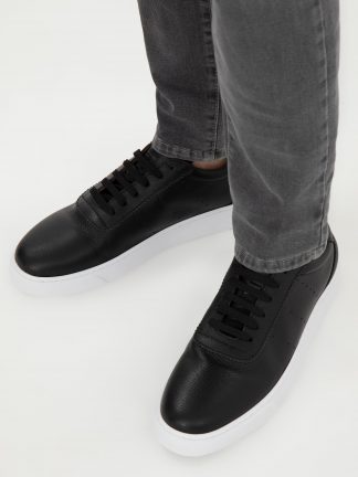 کفش کتانی و اسپرت مردانه مشکی پیرکاردین