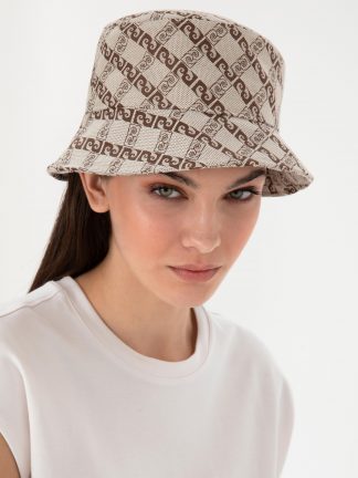 کلاه زنانه بژ پیرکاردین