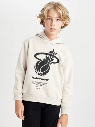 هودی پسرانه دفکتو