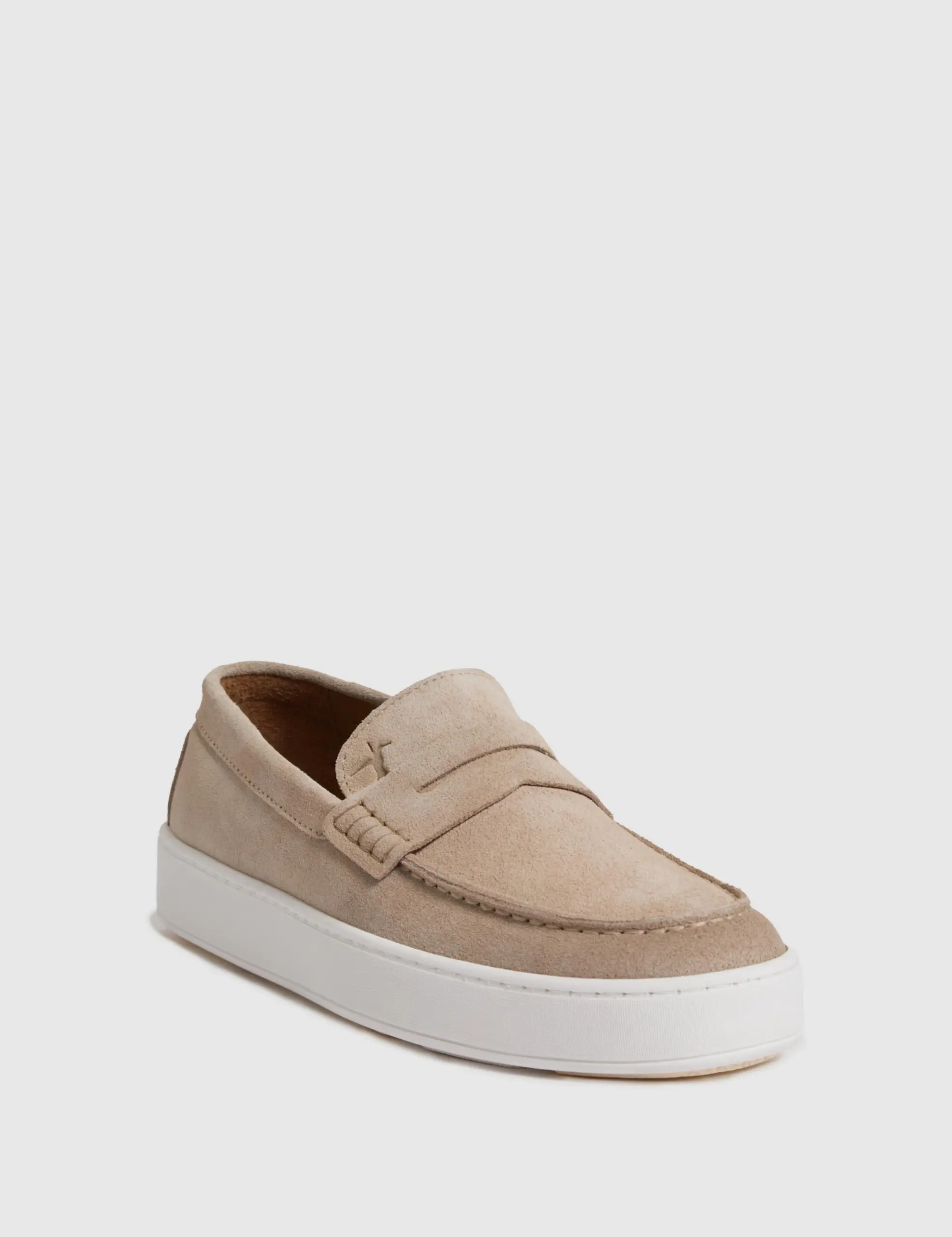 کفش لوفر مردانه کاشارل از جنس چرم جیر طبیعی رنگ بژ تصویر ۳