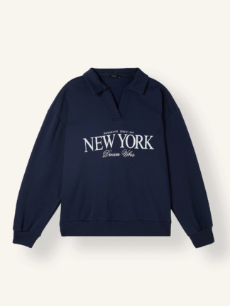 سویشرت یقه پولو زنانه دفکتو رنگ سرمهای طرح New York تصویر ۱